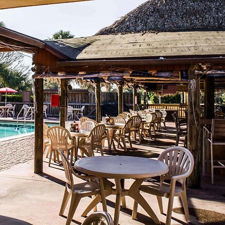 Quality Inn And Suites Golf Resort Golden Gate Εξωτερικό φωτογραφία