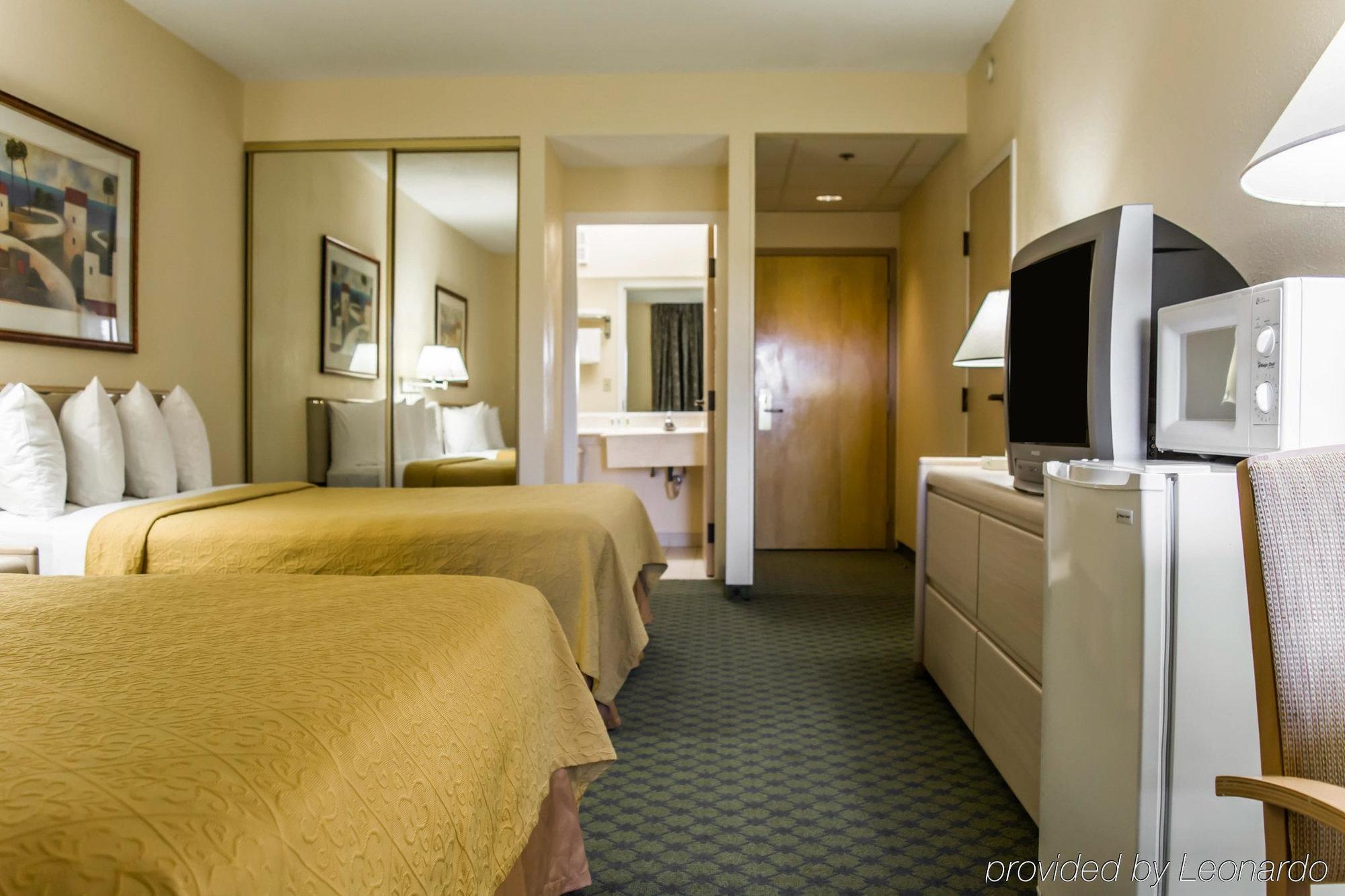 Quality Inn And Suites Golf Resort Golden Gate Εξωτερικό φωτογραφία